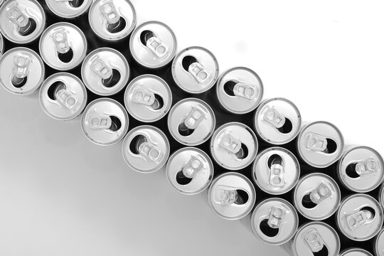 Aluminum Beverage Cans Top View in Monochrome Pattern