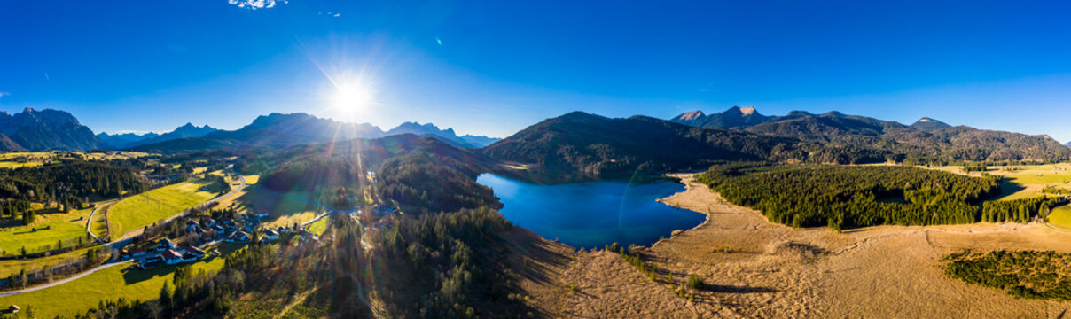 Germany, Bavaria, Werdenfelser Land, Region Garmisch-Partenkirchen, Kruen, Aerial view of Lake Barmsee and Grubsee