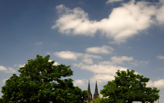 Blick auf die Spitzen des K&ouml;lner Doms 