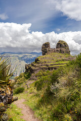 Naklejka premium Waqrapukara Inca fortress ruins in Peru