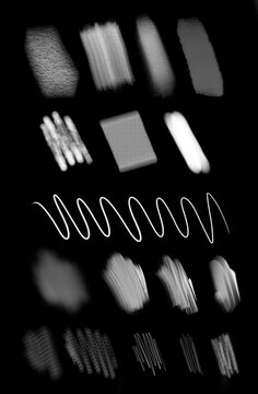 texturas blancas sobre fondo negro