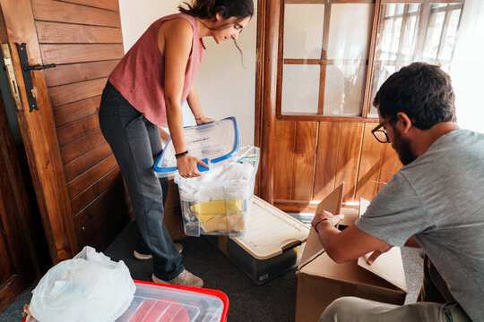 couple moving in