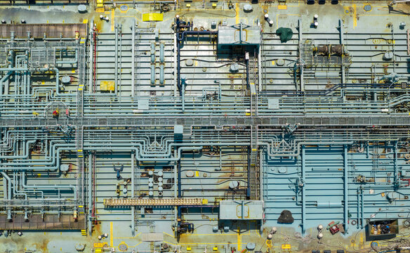Oil tanker deck pipes and valves industrial systems