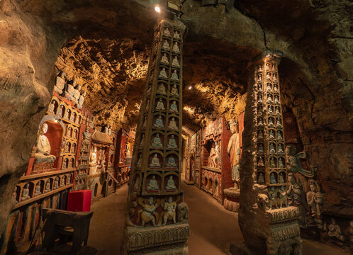 Shandong Jinan Thousand Buddha Mountain Si Ku Wan Xiang Grotto Buddha Art