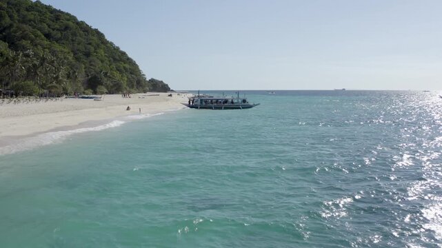 Tour Boats Arriving at Puka Shell Beach Crystal Waters Boracay Philipp