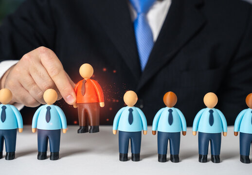 Employee selection. Firing and replacement. Temporary worker replacements.