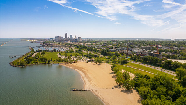 Distant skyline over Lake Erie - Cleveland, OH