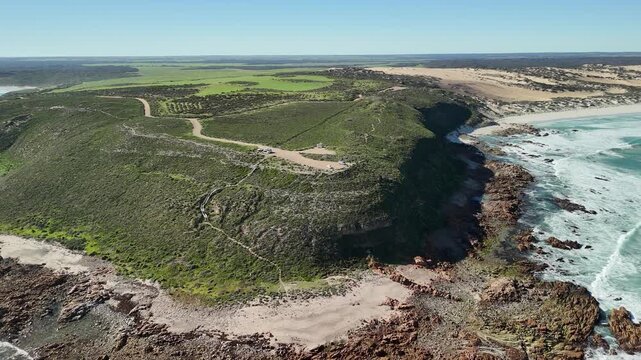 Daly Head National Surfing Reserve, White Hut, Yorke Peninsula, South Australia &ndash; 4K aerial drone view of rocky headland, turquoise waters and rugged coastline near Dhilba Guuranda&ndash;Innes National Park