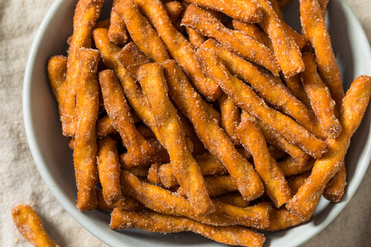 Sweet Organic Cinnamon Sugar Pretzel Twists