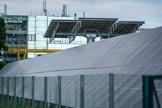 adjustable tilt solar panels