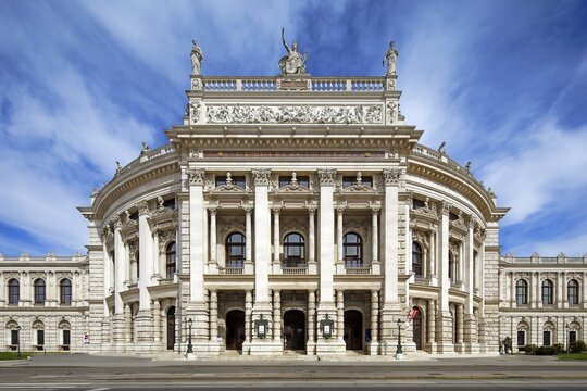 Burgtheater, portal, founded in 1748, the current building, neo-Renaissance, was built from 1874 to 1888 under Franz Joseph I by Gottfried Semper and Karl von Hasenauer as a Hofburgtheater, Universit&auml;tsring, 2, 1st district of Vienna, Innere Stadt, Vienna, Austria
