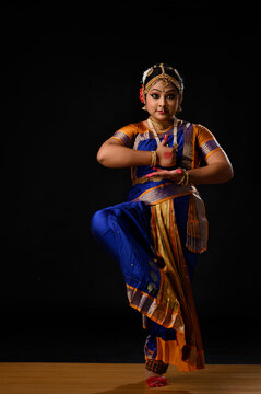 Kuchipudi dancer depicting Lord Shiva through her dance performance