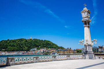 Obraz premium promenade in san sebastian spain