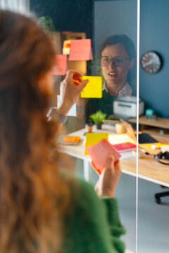 Organizing Project Tasks on a Glass Board