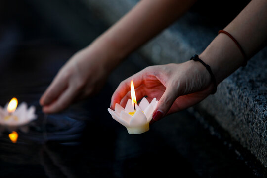 People holding Krathong