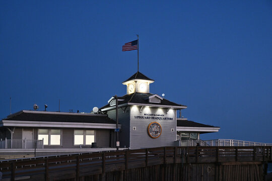 NEWPORT BEACH, CALIFORNIA - 18 JUNE 2026: The Benjamin Carlson Lifeguard Headquarters at the pier on the Balboa Peninsula.