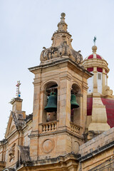 Obraz premium Panoramic cityscape of the historical old town and harbor in the capital city of Valletta Malta