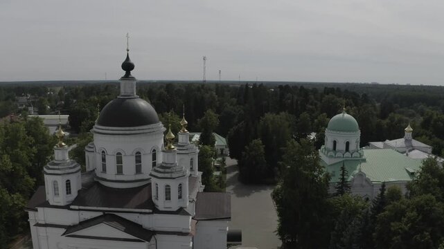 Drone orbiting Nikolo Berlyukovskaya monastery complex