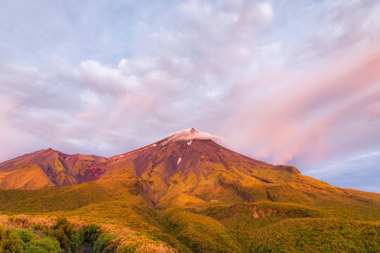 New Zealand, Mount Taranaki volcano at dawn