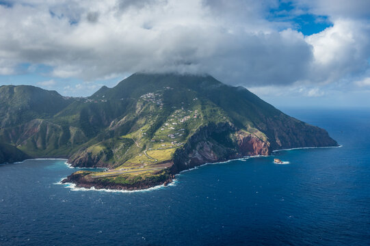 Caribbean, Netherland Antilles, Saba, Aerial view