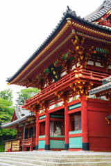 Obraz premium 日本の風景・初夏 神奈川県鎌倉市 鶴岡八幡宮 本宮