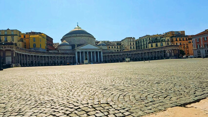 Obraz premium Piazza del Plebiscito with San Francesco di Paola Church in Naples