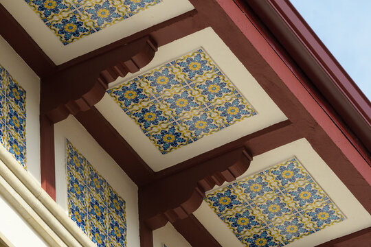 Detail of the coffered ceiling in a house in Ibarrangelua.