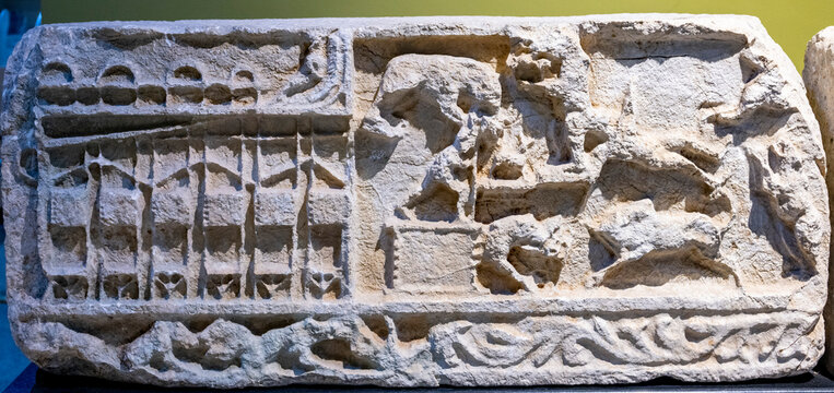 The ancient city of Kibyra is located in township of G&ouml;lhisar on southwestern part of the province of Burdur, at a distance of ca. 110 km from the provincial center. The settlement is situated on hill
