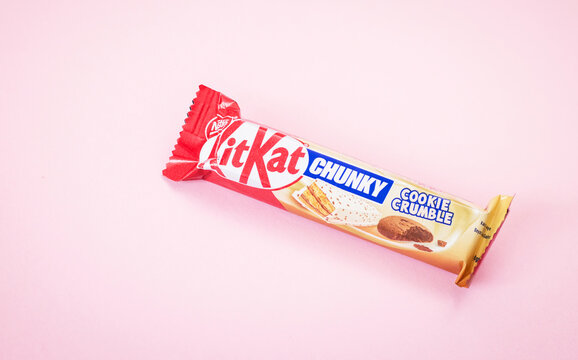 A close-up of a Kit Kat Chunky wafer bar in milk chocolate, in the background. Russia, Moscow, July 24, 2026.