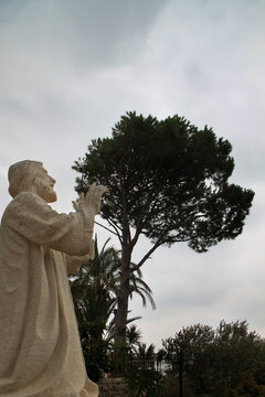 Saint Hardini Statue