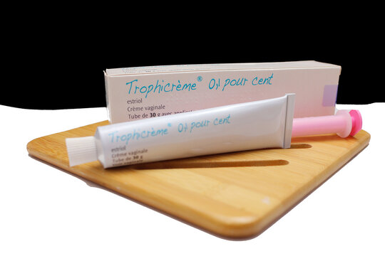 Cr&egrave;me vaginal et son applicateur Tophicr&egrave;me de Sanofi
