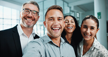 Fototapeta premium Portrait, business and people in office with selfie, photography and social media post for teamwork. Smile, staff and capture moment in workplace for unity, corporate blog and profile picture update