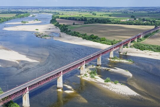 View over the Tagus River and Dom Luis I bridge, Santarem, Ribatejo, Portugal