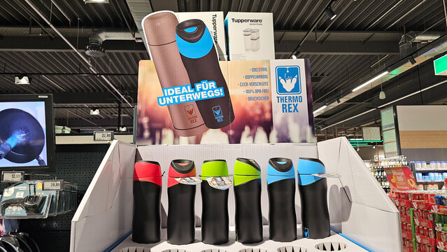 Reusable tupperware thermo rex cups on retail display