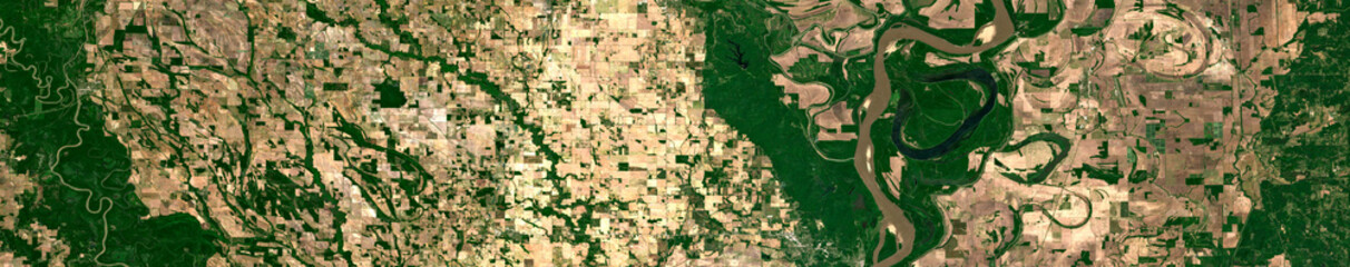 Fototapeta premium Mississippi River agricultural landscape on open data satellite image