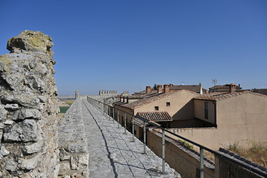 Urue&ntilde;a (Villa del Libro)