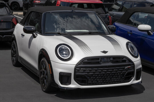 MINI Cooper S Convertible display. MINI offers the Cooper S with a 201HP 2.0L TwinPower Turbo 4-Cylinder engine. MY:2026