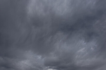 Fototapeta premium Rideau de pluie tombant du ciel