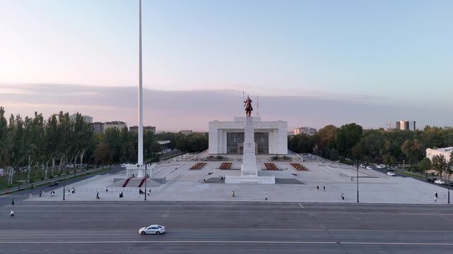 The Manas statue stands majestically at Ala-Too Square