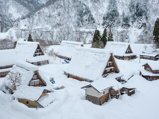 富山_積雪する五箇山菅沼集落の風景 © BSJ