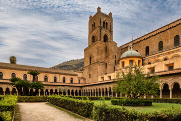 Naklejka premium Cloister of Monreale Cathedral, Sicily