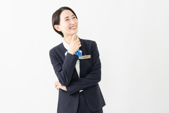 制服を着た受付係の女性　ジョブイメージ