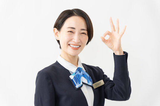 制服を着た受付係の女性　ジョブイメージ