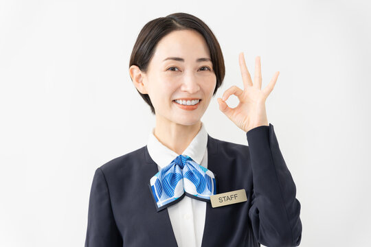 制服を着た受付係の女性　ジョブイメージ