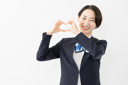 制服を着た受付係の女性　ジョブイメージ
