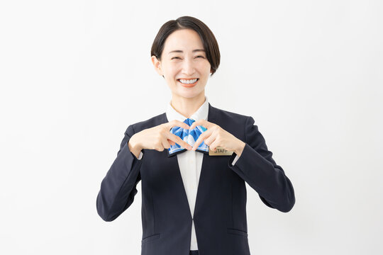 制服を着た受付係の女性　ジョブイメージ