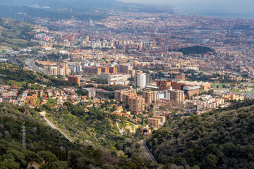 Fototapeta premium A very beautiful panoramic view of the city of Barcelona from a height