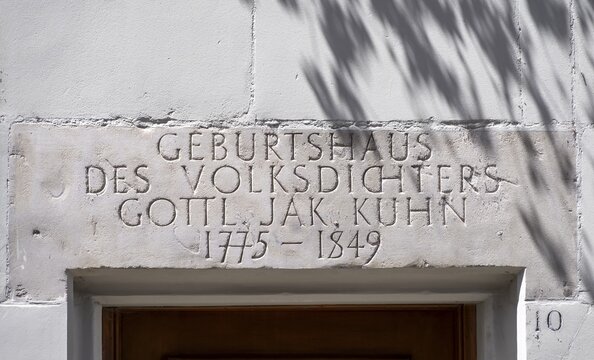 Door gable with inscription, birthplace of folk poet Gottlieb Jakob Kuhn, Bern, Canton of Bern, Switzerland
