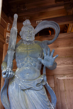 Hotsumisakiji Temple, Japan - statue of a Nio guardian