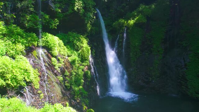 裏見滝